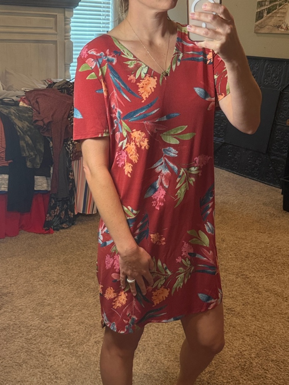 NWT Christian Siriano Red Floral V-Neck Shift Dress